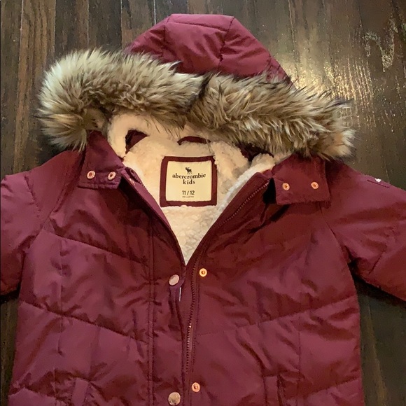Girls Abercrombie coat - Picture 1 of 5